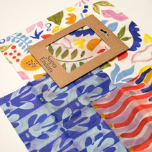 Load image into Gallery viewer, beeswax wrap, sustainable kitchen, eco kitchen, eco wax wraps