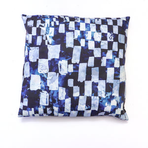 black and white couch pillow, printed pillow, cotton printed pillow, 18" x 18" pillow