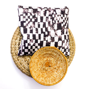 black and white couch pillow, printed pillow, cotton printed pillow, 18" x 18" pillow